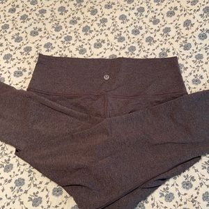 Speckled Grey. Lululemon leggings.